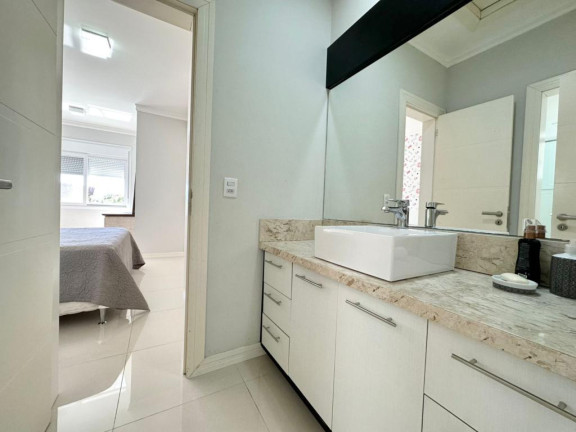 Imagem Casa com 5 Quartos à Venda, 330 m² em -- - Capao Da Canoa Imagem Casa com 5 Quartos à Venda, 330 m² em -- - Capao Da Canoa