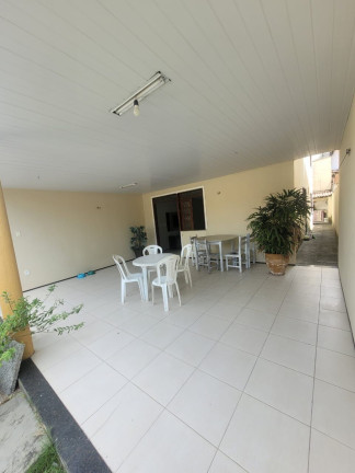 Imagem Casa com 4 Quartos à Venda, 290 m² em Vila União - Fortaleza Imagem Casa com 4 Quartos à Venda, 290 m² em Vila União - Fortaleza