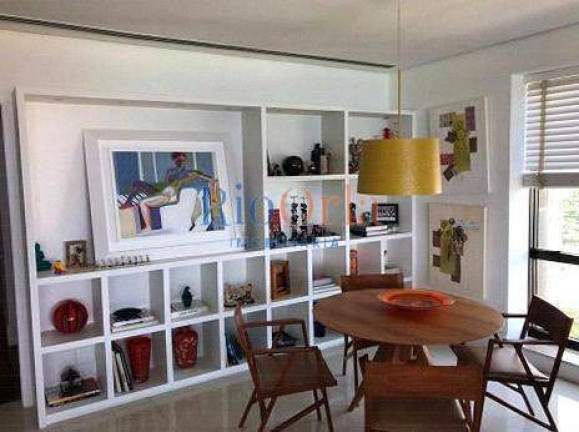 Imagem Apartamento com 4 Quartos à Venda, 277 m² em Barra Da Tijuca - Rio De Janeiro