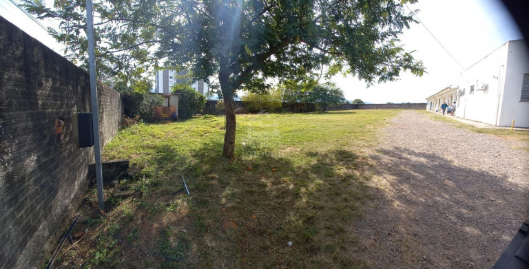 Terreno à Venda, 675 m² em Pé De Plátano - Santa Maria