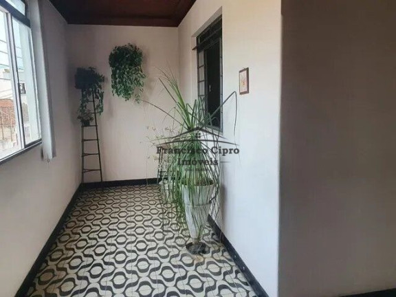 Imagem Sobrado com 3 Quartos à Venda, 430 m² em Pedreira - Guaratinguetá Imagem Sobrado com 3 Quartos à Venda, 430 m² em Pedreira - Guaratinguetá
