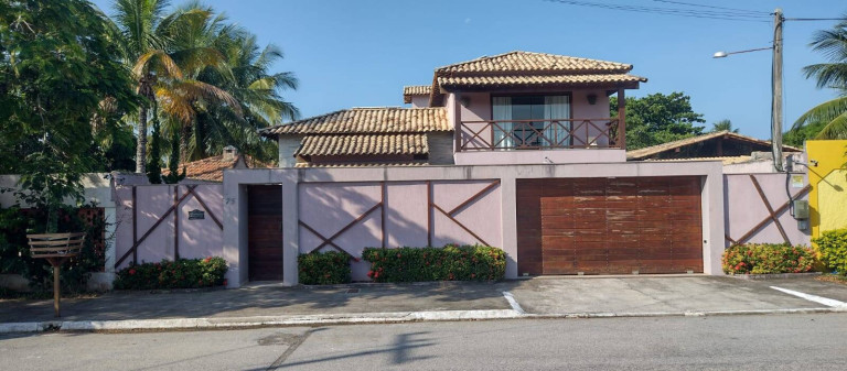Casa com 5 Quartos à Venda, 630 m² em Ogiva - Cabo Frio