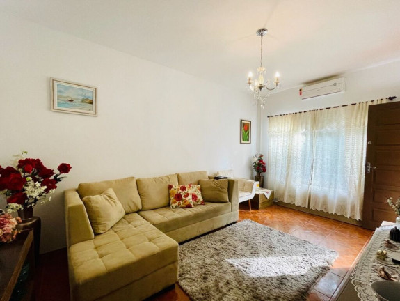 Imagem Casa com 4 Quartos à Venda, 242 m² em Garcia - Blumenau
