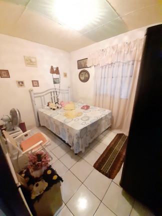 Imagem Casa com 3 Quartos à Venda, 100 m² em Tancredo Neves - Santa Maria