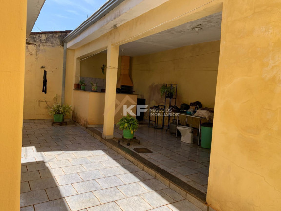 Casa com 3 Quartos à Venda, 88 m² em Vila Tibério - Ribeirão Preto