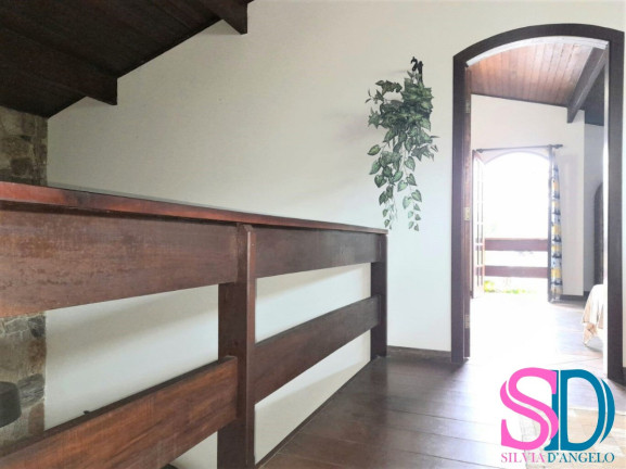 Imagem Casa com 5 Quartos à Venda, 270 m² em Barra Da Lagoa - Ubatuba Imagem Casa com 5 Quartos à Venda, 270 m² em Barra Da Lagoa - Ubatuba