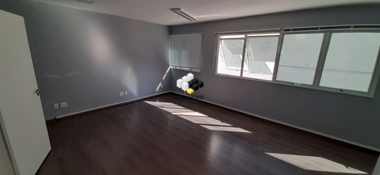 Imagem Sala Comercial à Venda, 182 m² em Menino Deus - Porto Alegre Imagem Sala Comercial à Venda, 182 m² em Menino Deus - Porto Alegre