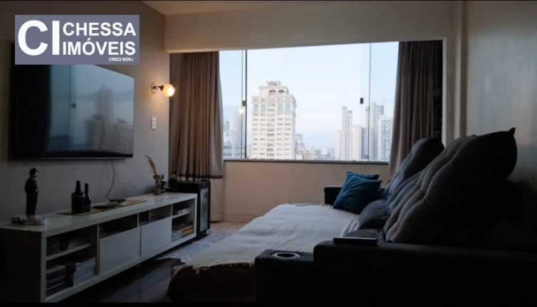 Imagem Apartamento com 2 Quartos à Venda, 94 m² em Centro - Itajaí