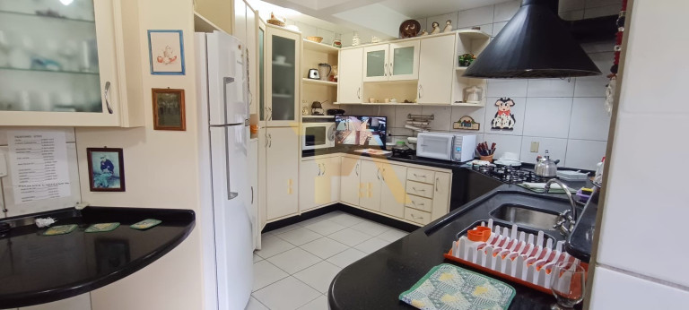 Imagem Imóvel com 2 Quartos à Venda, 230 m² em Jardim Panorâmico - Garopaba Imagem Imóvel com 2 Quartos à Venda, 230 m² em Jardim Panorâmico - Garopaba