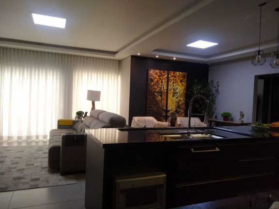 Imagem Casa com 3 Quartos à Venda, 156 m² em Coloninha - Araranguá