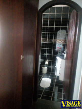 Imagem Casa com 3 Quartos à Venda, 250 m² em Cid. Jardim - Jacareí Imagem Casa com 3 Quartos à Venda, 250 m² em Cid. Jardim - Jacareí