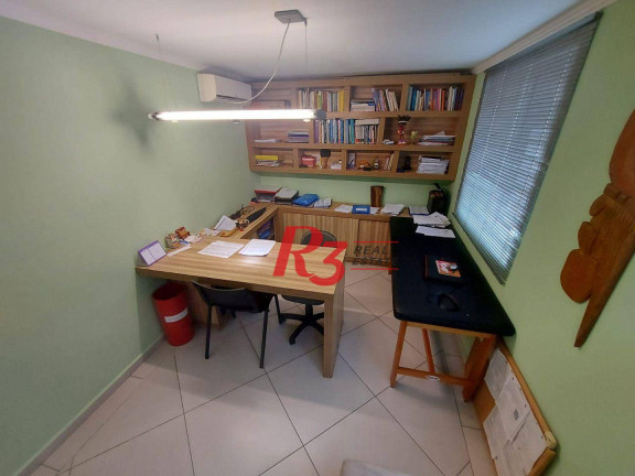 Imagem Casa com 9 Quartos à Venda, 300 m² em Vila Belmiro - Santos Imagem Casa com 9 Quartos à Venda, 300 m² em Vila Belmiro - Santos