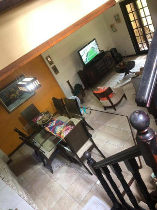 Imagem Casa com 4 Quartos à Venda, 264 m² em Campo Grande - Rio De Janeiro