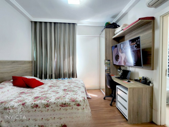 Imagem Apartamento com 3 Quartos à Venda, 131 m² em Centro - Balneário Camboriú Imagem Apartamento com 3 Quartos à Venda, 131 m² em Centro - Balneário Camboriú