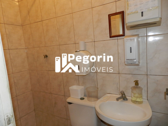 Imagem Casa com 3 Quartos à Venda, 298 m² em Emiliano Perneta - Pinhais Imagem Casa com 3 Quartos à Venda, 298 m² em Emiliano Perneta - Pinhais