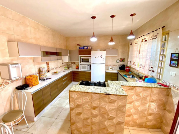 Imagem Casa com 4 Quartos à Venda, 240 m² em Residencial Fortaleza - Lins Imagem Casa com 4 Quartos à Venda, 240 m² em Residencial Fortaleza - Lins