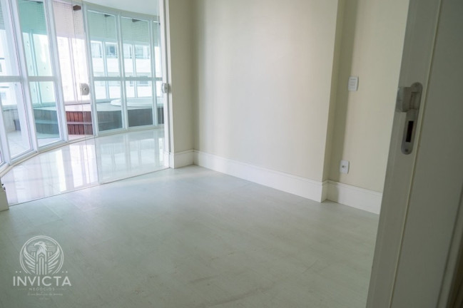Imagem Apartamento com 3 Quartos à Venda, 254 m² em Centro - Balneário Camboriú Imagem Apartamento com 3 Quartos à Venda, 254 m² em Centro - Balneário Camboriú