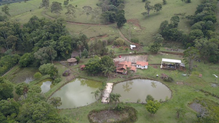 Imagem Imóvel com 2 Quartos à Venda, 20.000 m² em Souza Lima - Poços De Caldas Imagem Imóvel com 2 Quartos à Venda, 20.000 m² em Souza Lima - Poços De Caldas