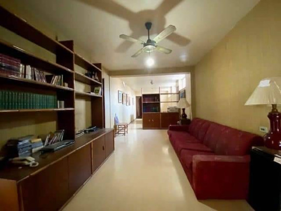 Imagem Apartamento com 5 Quartos à Venda,  em Icaraí - Niterói