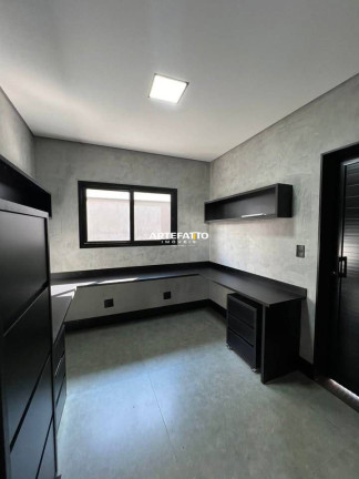 Imagem Casa de Condomínio com 3 Quartos à Venda, 232 m² em Núcleo Agrícola Alpha - Franca