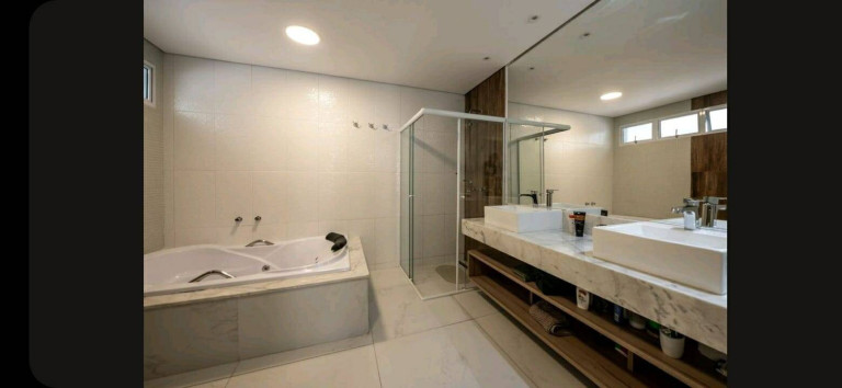 Imagem Casa com 5 Quartos à Venda, 340 m² em Brooklin Paulista - São Paulo Imagem Casa com 5 Quartos à Venda, 340 m² em Brooklin Paulista - São Paulo