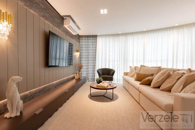 Imagem Apartamento com 4 Quartos à Venda, 131 m² em Centro - Balneário Camboriú Imagem Apartamento com 4 Quartos à Venda, 131 m² em Centro - Balneário Camboriú