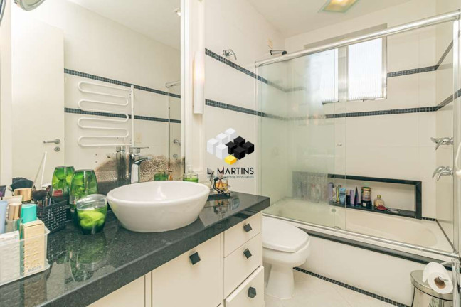 Imagem Apartamento com 3 Quartos à Venda, 113 m² em Petrópolis - Porto Alegre Imagem Apartamento com 3 Quartos à Venda, 113 m² em Petrópolis - Porto Alegre