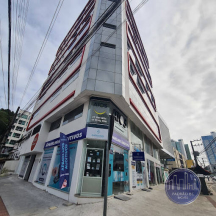 Sala Comercial à Venda, 90 m² em Nações - Balneário Camboriú
