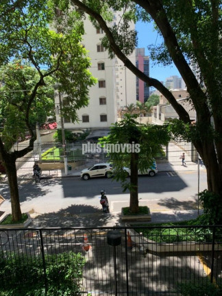 Apartamento com 3 Quartos à Venda, 122 m² em Moema - São Paulo