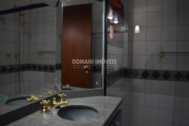Imagem Imóvel com 3 Quartos à Venda, 98 m² em Região De Capivari - Campos Do Jordão Imagem Imóvel com 3 Quartos à Venda, 98 m² em Região De Capivari - Campos Do Jordão