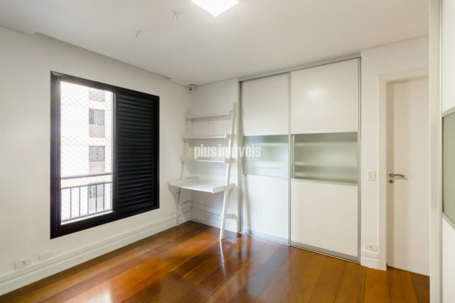 Imagem Apartamento com 4 Quartos à Venda, 205 m² em Vila Nova Conceição - São Paulo