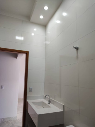 Imagem Casa com 3 Quartos à Venda, 200 m² em Loteamento Residencial Verona - Anápolis