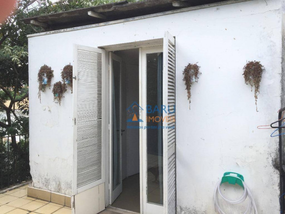 Imagem Casa com 3 Quartos à Venda, 300 m² em Pacaembu - São Paulo