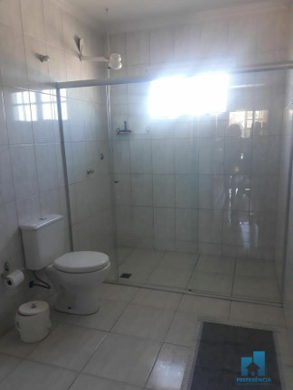 Imagem Sobrado com 4 Quartos à Venda, 209 m² em Uvaranas - Ponta Grossa