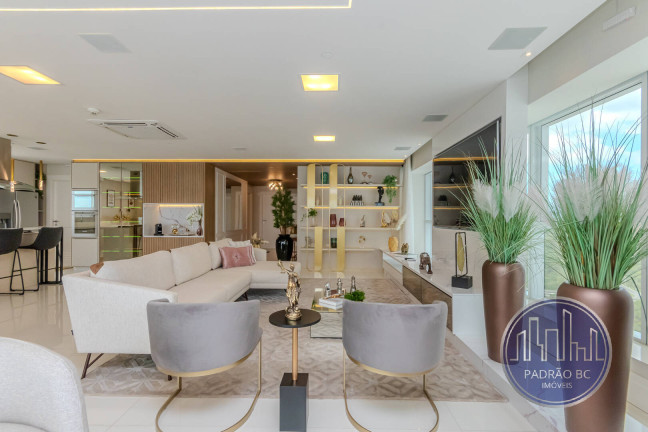 Imagem Apartamento com 4 Quartos à Venda, 310 m² em Centro - Balneário Camboriú Imagem Apartamento com 4 Quartos à Venda, 310 m² em Centro - Balneário Camboriú