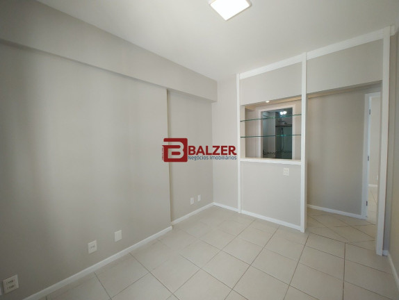 Imagem Apartamento com 3 Quartos à Venda, 125 m² em Centro - Florianópolis Imagem Apartamento com 3 Quartos à Venda, 125 m² em Centro - Florianópolis