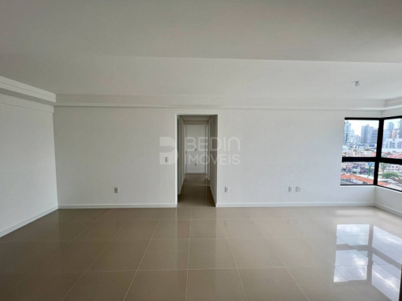 Imagem Apartamento com 3 Quartos à Venda, 77 m² em Centro - Balneário Camboriú Imagem Apartamento com 3 Quartos à Venda, 77 m² em Centro - Balneário Camboriú