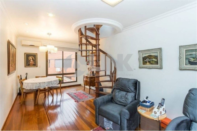 Imagem Imóvel com 4 Quartos à Venda, 153 m² em Moinhos De Vento - Porto Alegre Imagem Imóvel com 4 Quartos à Venda, 153 m² em Moinhos De Vento - Porto Alegre