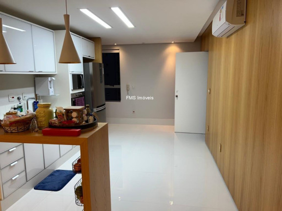 Imagem Imóvel com 2 Quartos à Venda, 106 m² em Vila Nova Conceição - São Paulo Imagem Imóvel com 2 Quartos à Venda, 106 m² em Vila Nova Conceição - São Paulo