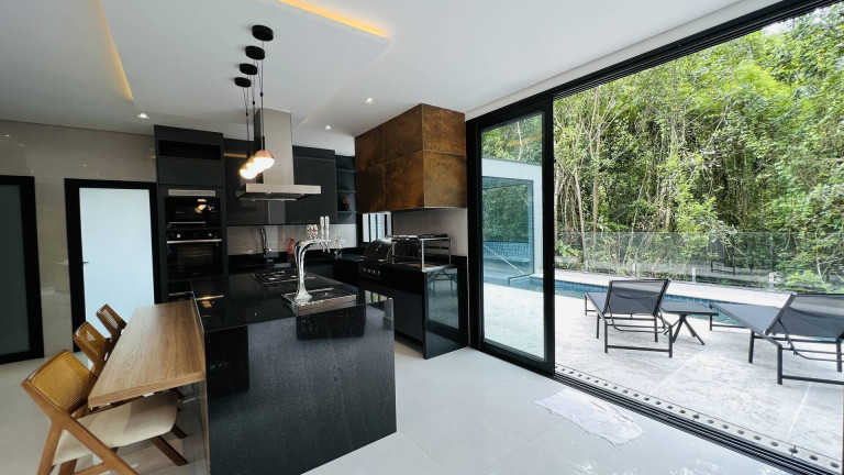 Imagem Casa com 5 Quartos à Venda, 335 m² em Riviera De São Lourenço - Bertioga Imagem Casa com 5 Quartos à Venda, 335 m² em Riviera De São Lourenço - Bertioga