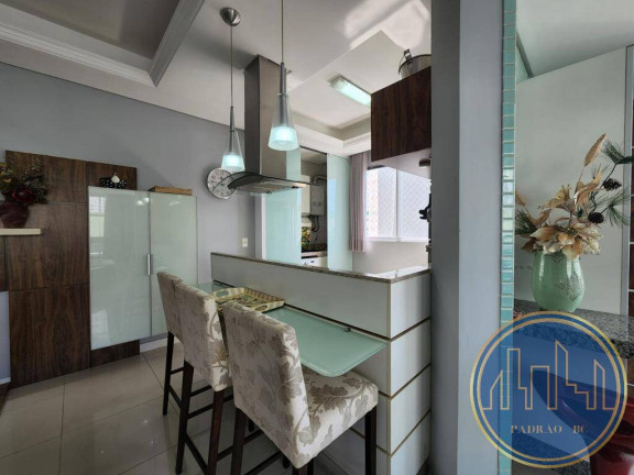 Imagem Apartamento com 4 Quartos para Temporada, em Centro - Balneário Camboriú Imagem Apartamento com 4 Quartos para Temporada, em Centro - Balneário Camboriú