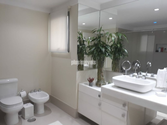 Imagem Apartamento com 4 Quartos à Venda, 210 m² em Moema - São Paulo Imagem Apartamento com 4 Quartos à Venda, 210 m² em Moema - São Paulo