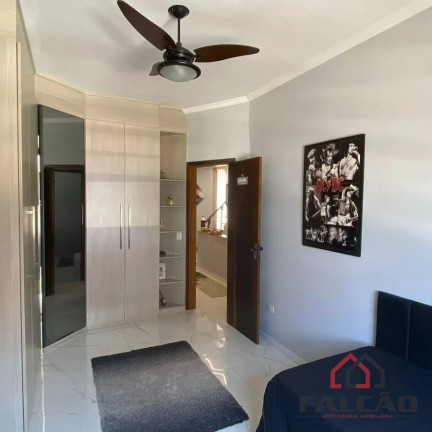 Imagem Sobrado com 3 Quartos à Venda, 210 m² em Boqueirão - Santos Imagem Sobrado com 3 Quartos à Venda, 210 m² em Boqueirão - Santos