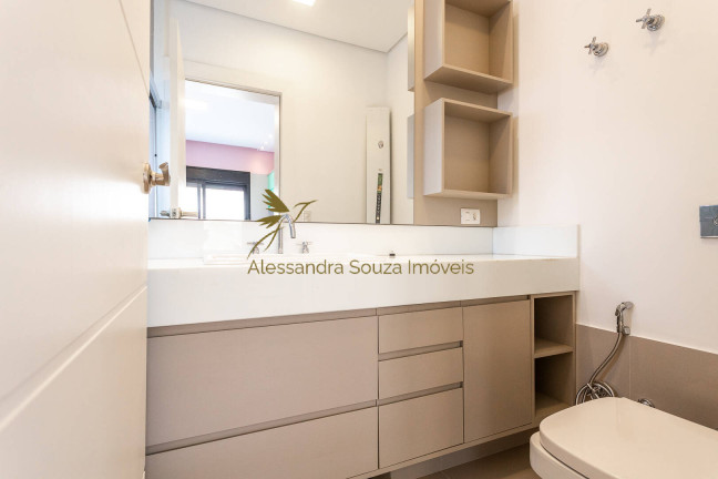 Imagem Casa com 4 Quartos à Venda, 620 m² em Vila Solaia - Barueri Imagem Casa com 4 Quartos à Venda, 620 m² em Vila Solaia - Barueri
