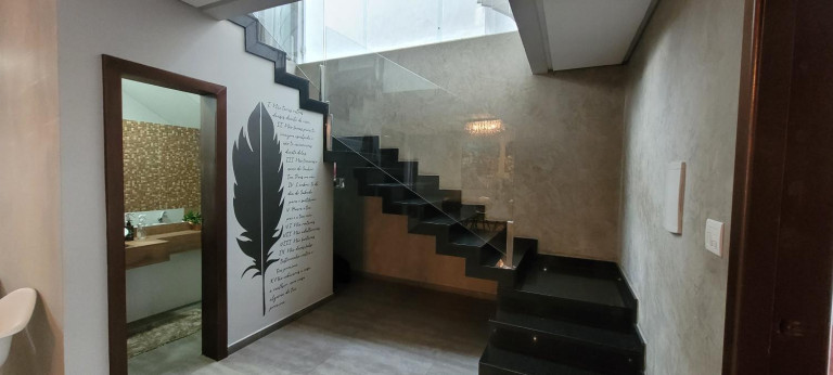 Imagem Casa com 3 Quartos à Venda, 414 m² em Bethânia - Ipatinga