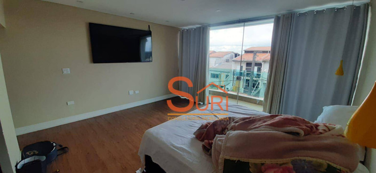 Imagem Casa com 3 Quartos à Venda, 320 m² em Jardim Guapituba - Mauá Imagem Casa com 3 Quartos à Venda, 320 m² em Jardim Guapituba - Mauá