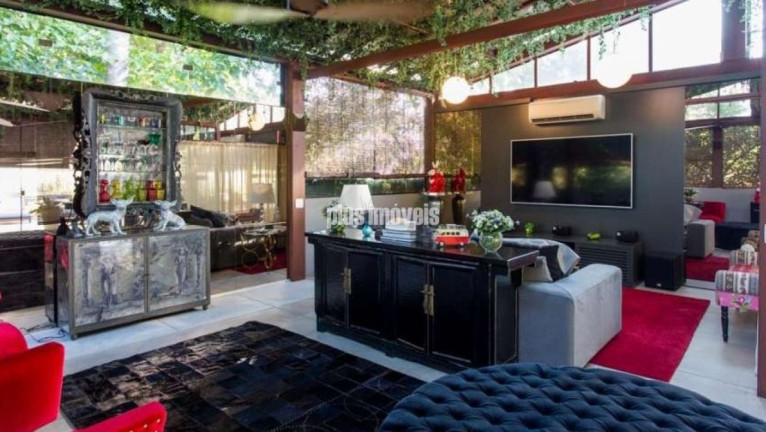 Imagem Casa com 4 Quartos à Venda ou Locação, 520 m² em Jardim Europa - São Paulo Imagem Casa com 4 Quartos à Venda ou Locação, 520 m² em Jardim Europa - São Paulo