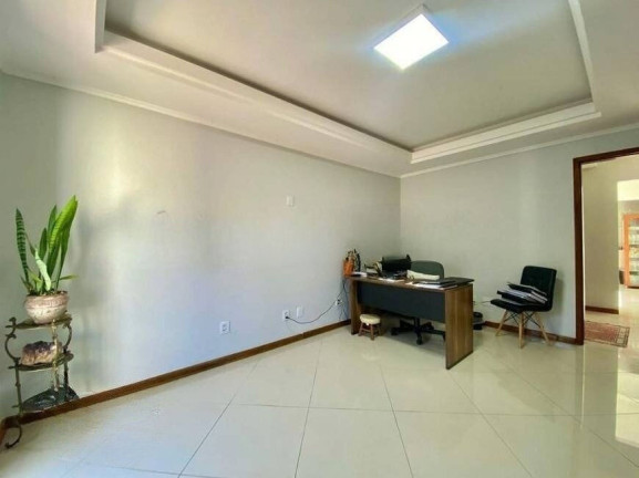 Imagem Casa com 4 Quartos à Venda, 233 m² em Menino Deus - Porto Alegre