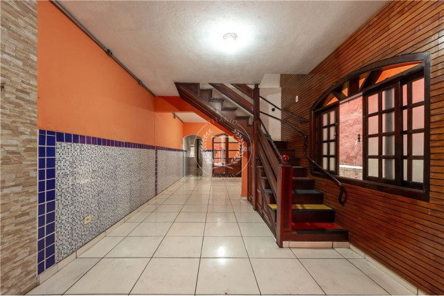 Imagem Casa com 3 Quartos à Venda, 235 m² em Jardim Olinda - São Paulo