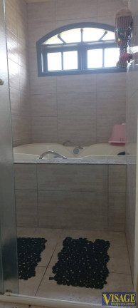 Imagem Casa com 3 Quartos à Venda, em Jd. California - Jacareí Imagem Casa com 3 Quartos à Venda, em Jd. California - Jacareí